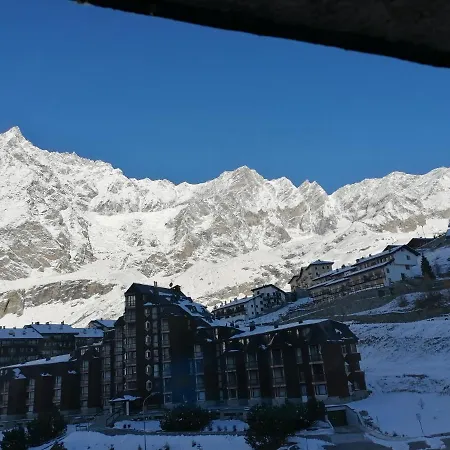 In Bella Vista Ai Piedi Del Cervino Daire *