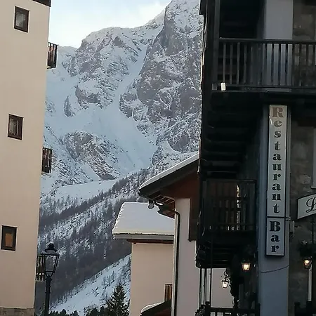 Lägenhet In Bella Vista Ai Piedi Del Cervino